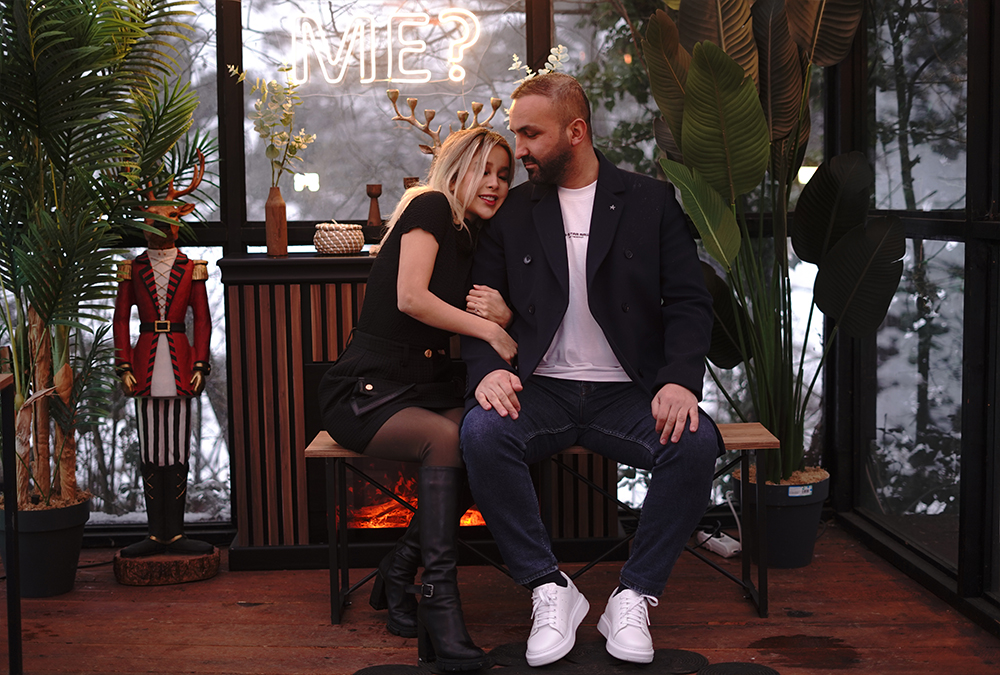 Beykoz Evlilik Teklifi, konseptlerimizden istanbul'un en sakin kumsalında dalga sesleri eşliğinde muhteşem bir ana şahitlik ediyorsunuz.