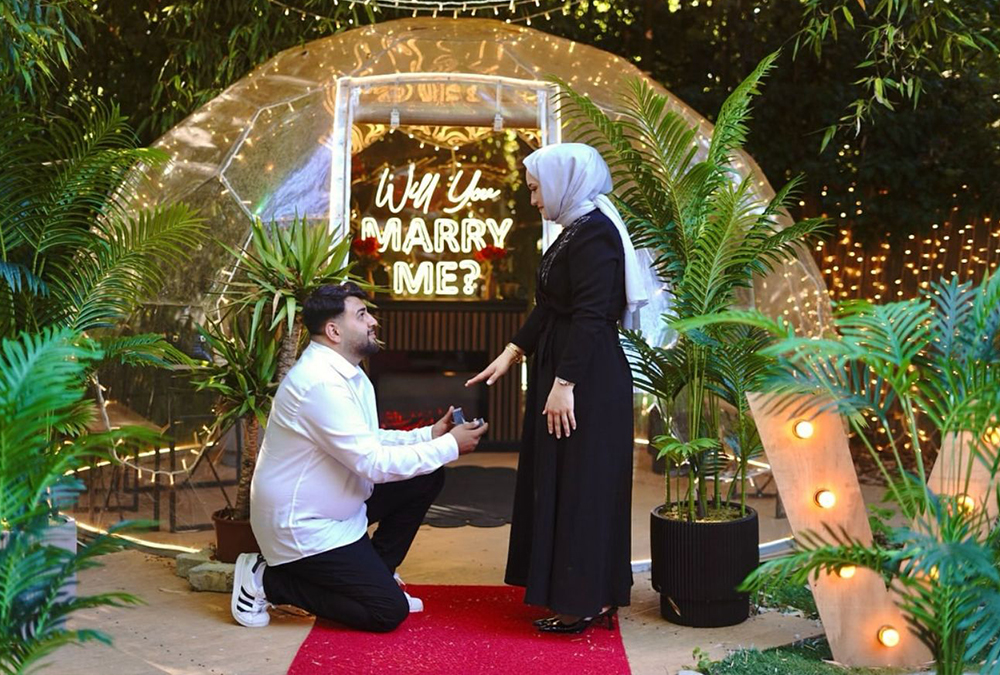 Beykoz Evlilik Teklifi, konseptlerimizden istanbul'un en sakin kumsalında dalga sesleri eşliğinde muhteşem bir ana şahitlik ediyorsunuz.